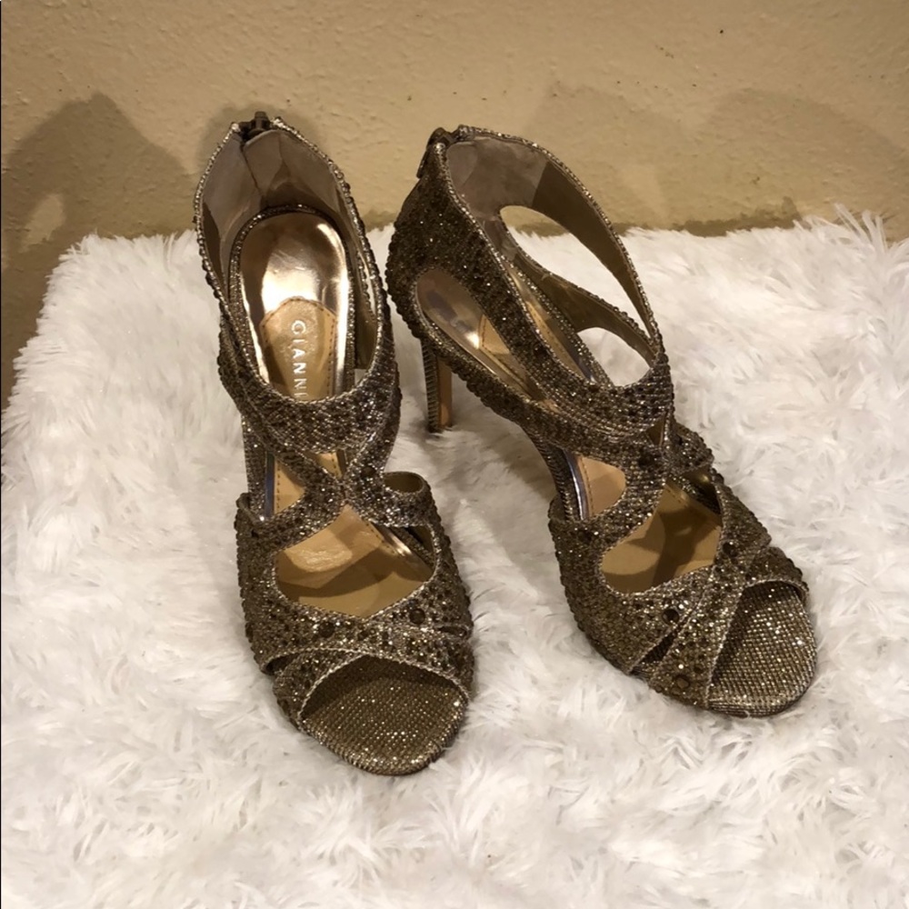Gianni Bini 4” heels